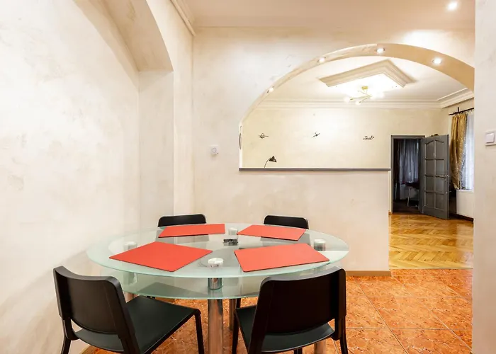 Mari&emi Flat In Corvin Apartamento *