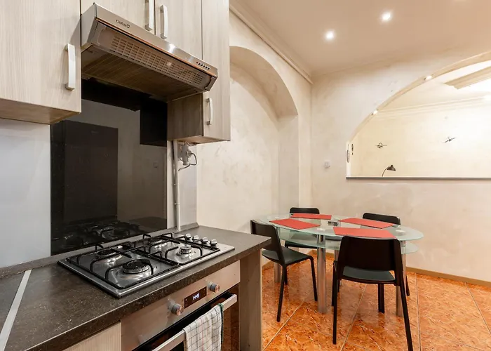 Mari&emi Flat In Corvin